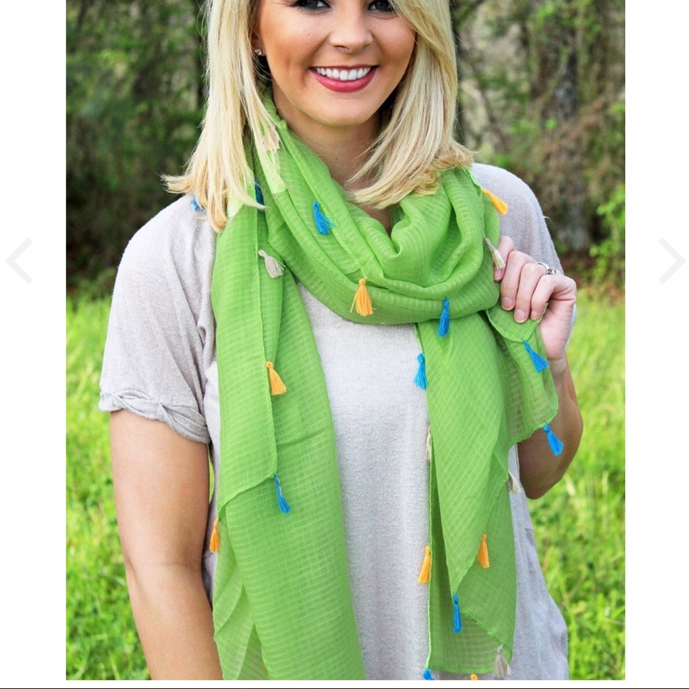 🌼 NEW ARRIVAL 🌼 ....... TASSEL SCARF